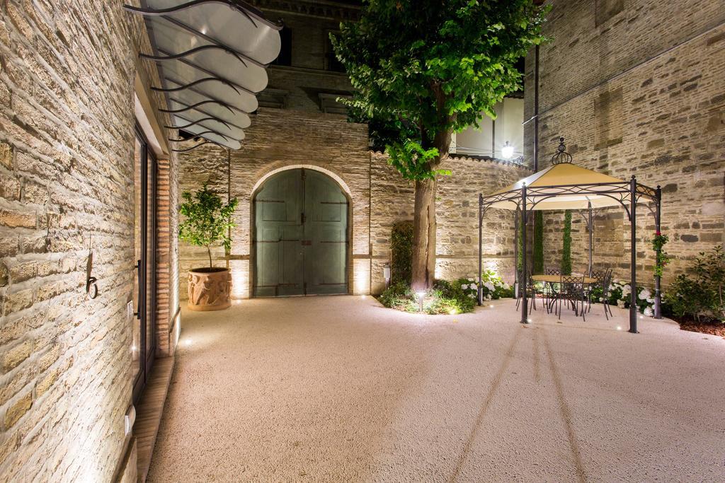 Palazzo Gentili Apartman San Severino Marche Kültér fotó