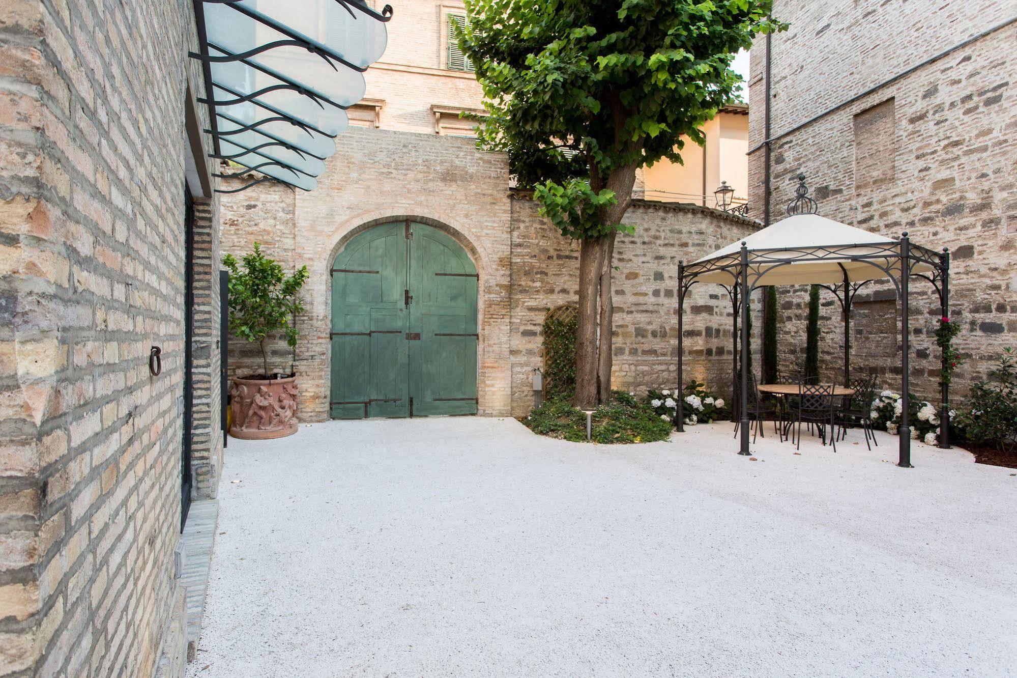 Palazzo Gentili Apartman San Severino Marche Kültér fotó
